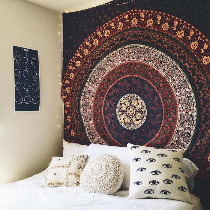 How to decorate your room hippie style