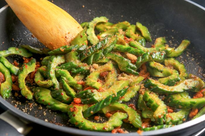 How to cook bitter gourd soup chinese style