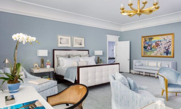 How to decorate a light blue room with style and elegance